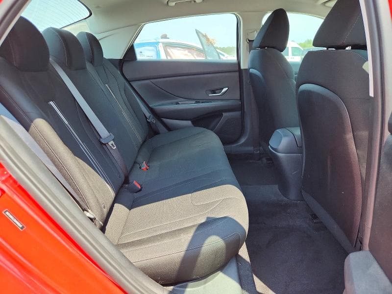 2021 HYUNDAI ELANTRA SEL 10