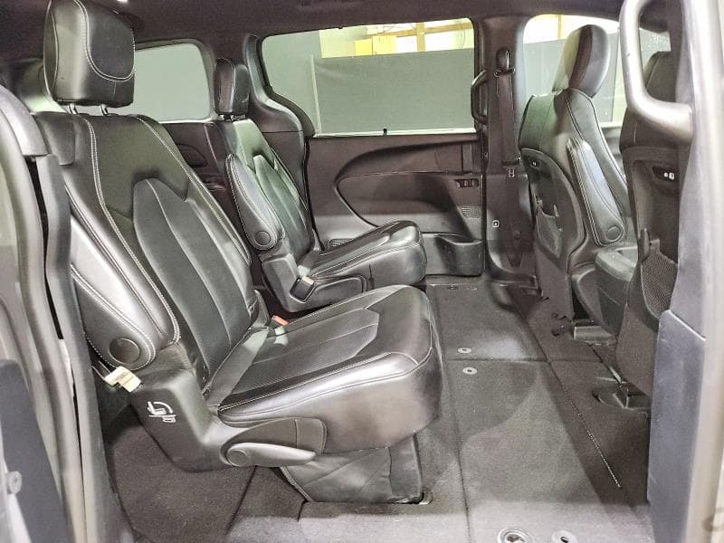 2025 CHRYSLER PACIFICA SELECT 11
