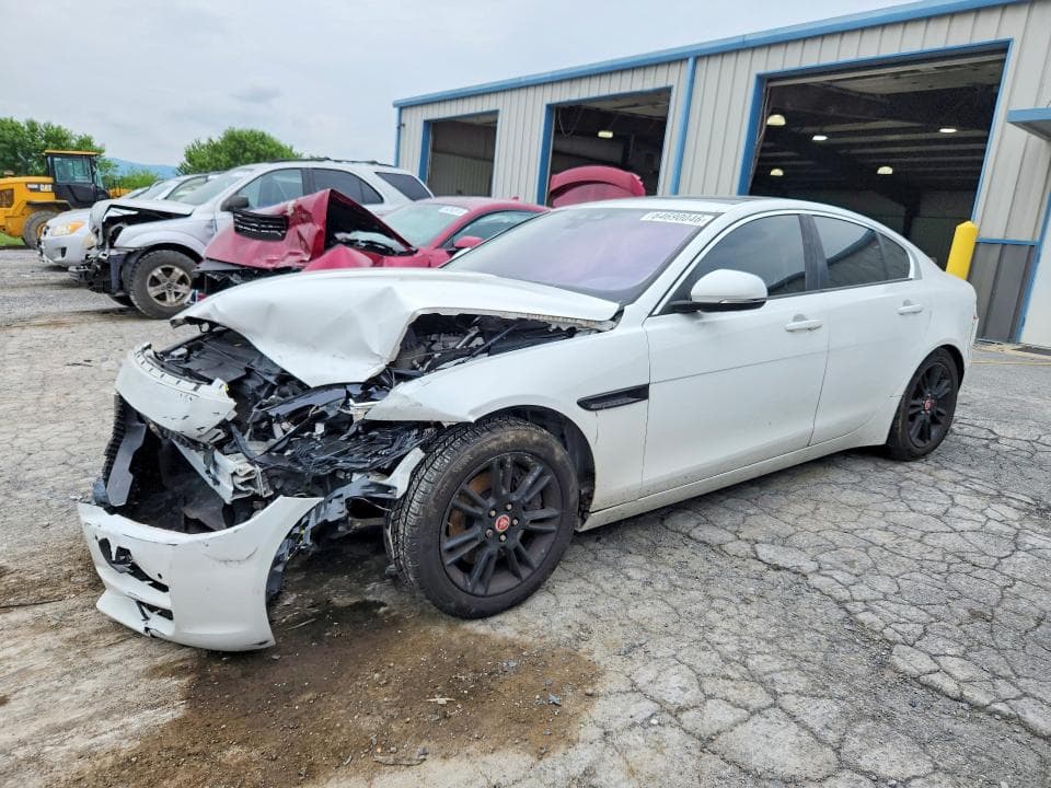 2018 JAGUAR XE PREMIUM - 1