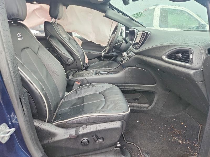 2025 CHRYSLER PACIFICA LIMITED 7