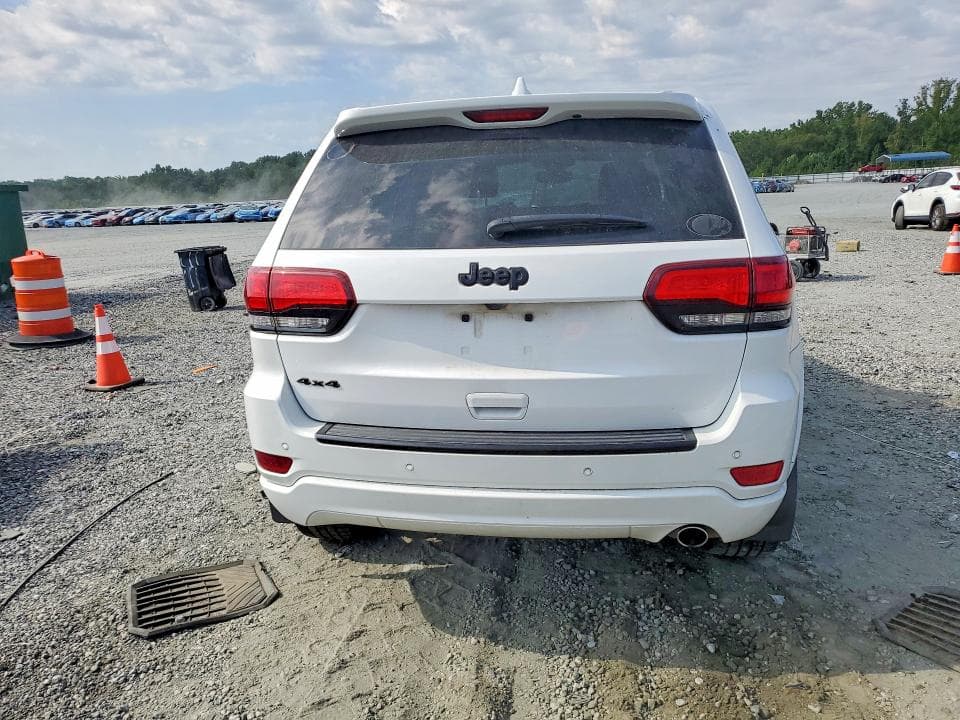 2018 JEEP GRAND CHEROKEE LAREDO 6