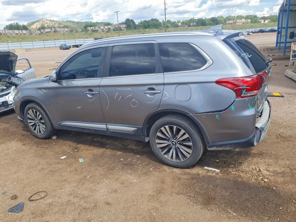 2020 MITSUBISHI OUTLANDER SE 2