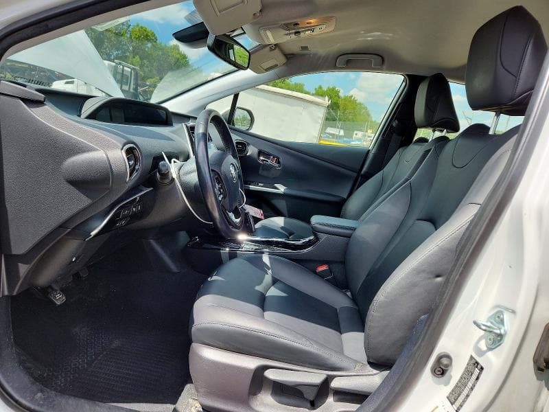 2021 TOYOTA PRIUS XLE AWD-E 7