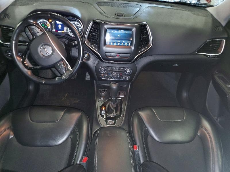 2020 JEEP CHEROKEE LATITUDE PLUS 8