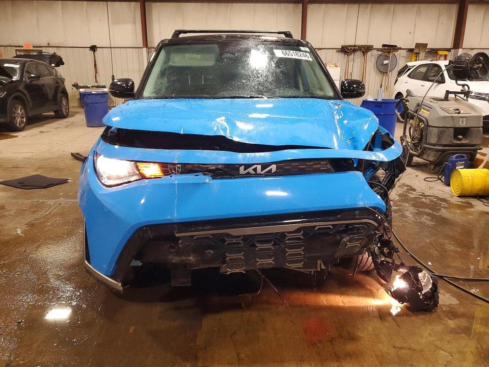 2024 KIA SOUL GT LINE 5