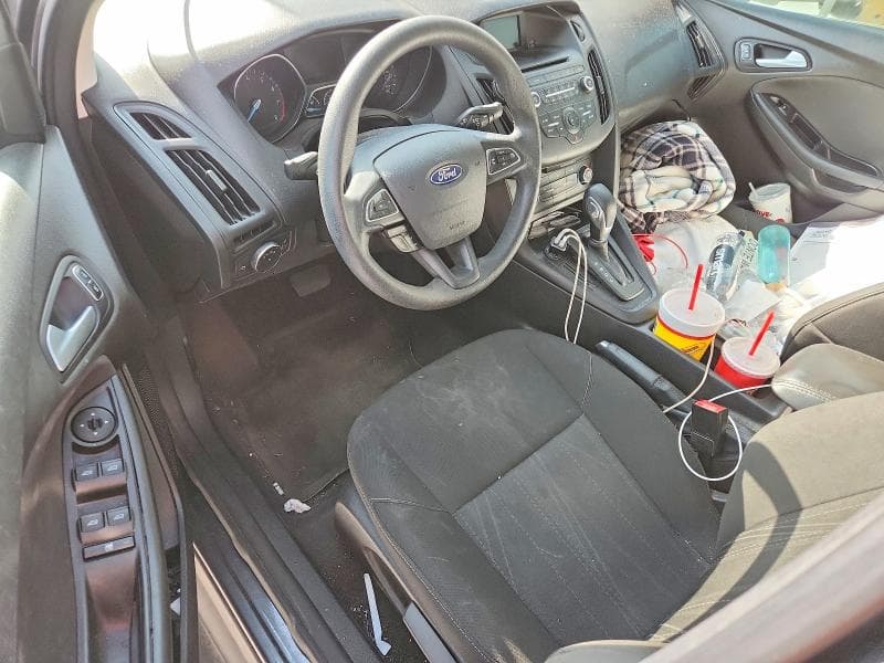 2017 FORD FOCUS SE 8