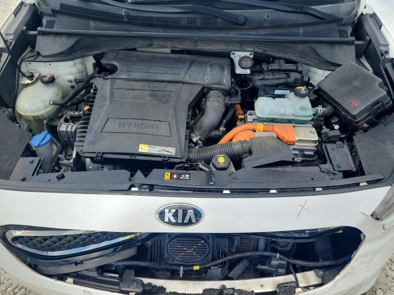 2018 KIA NIRO TOURING 12