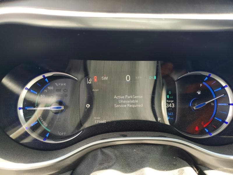 2018 CHRYSLER PACIFICA HYBRID LIMI 9