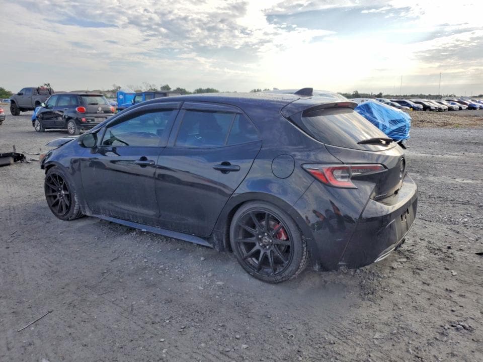 2021 TOYOTA COROLLA XSE 2