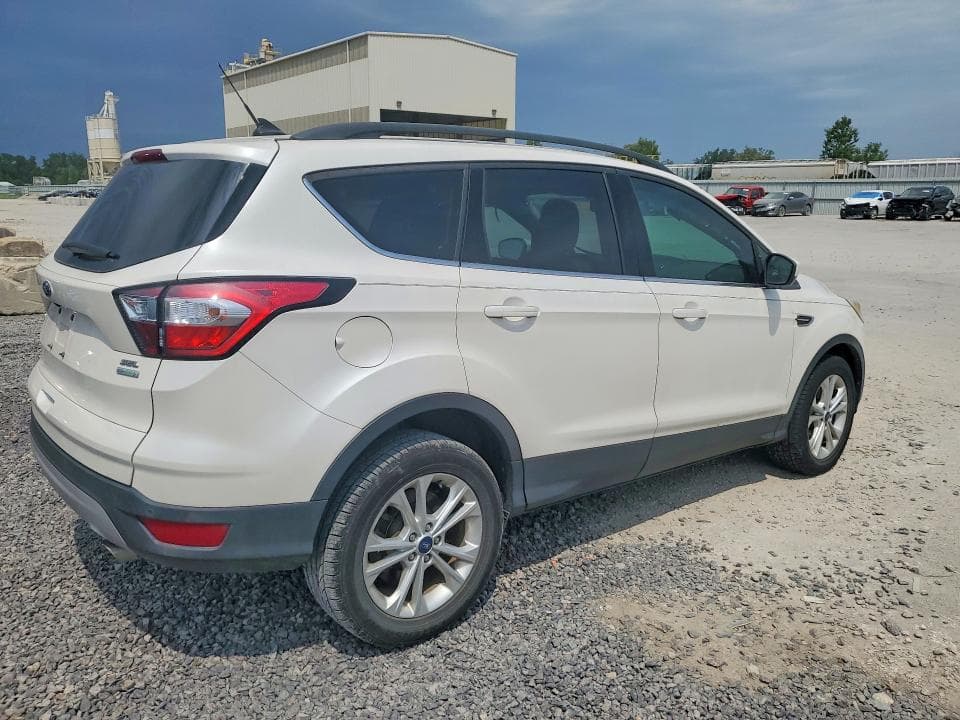 2018 FORD ESCAPE SEL 3