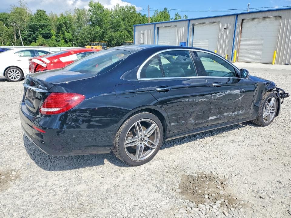 2018 MERCEDES-BENZ E 300 4MATIC 3