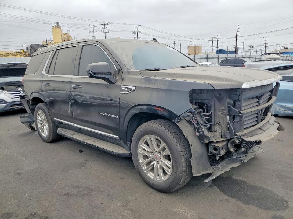 2022 GMC YUKON SLT 4