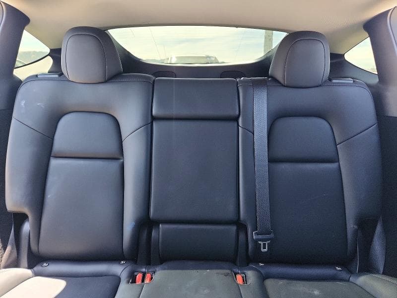 2023 TESLA MODEL Y 10