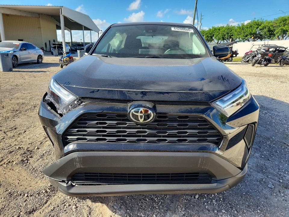 2025 TOYOTA RAV4 LE 5
