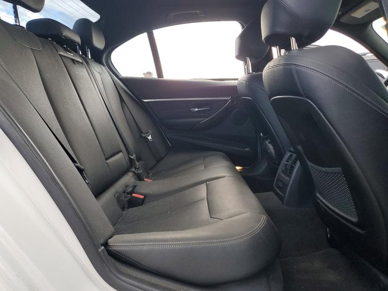 2018 BMW 330 I 10