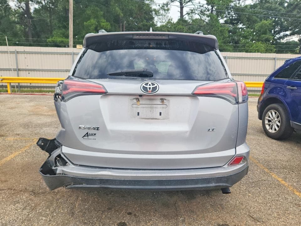 2017 TOYOTA RAV4 LE 6