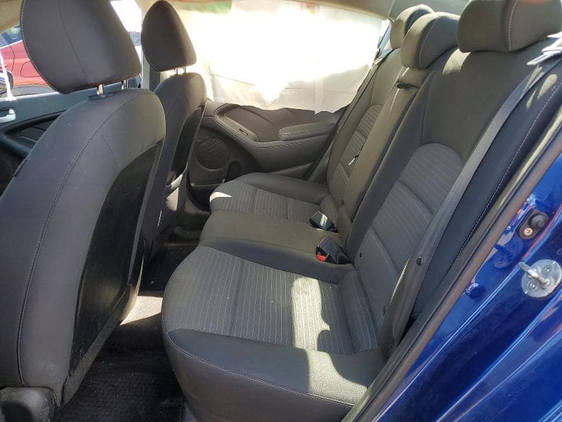 2018 KIA FORTE LX 10