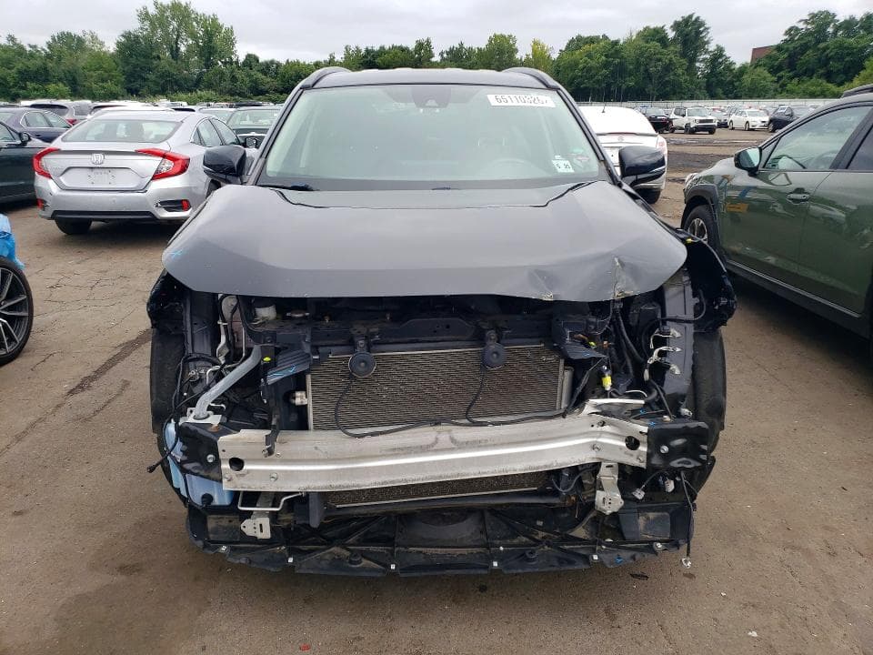 2020 TOYOTA RAV4 XLE 5