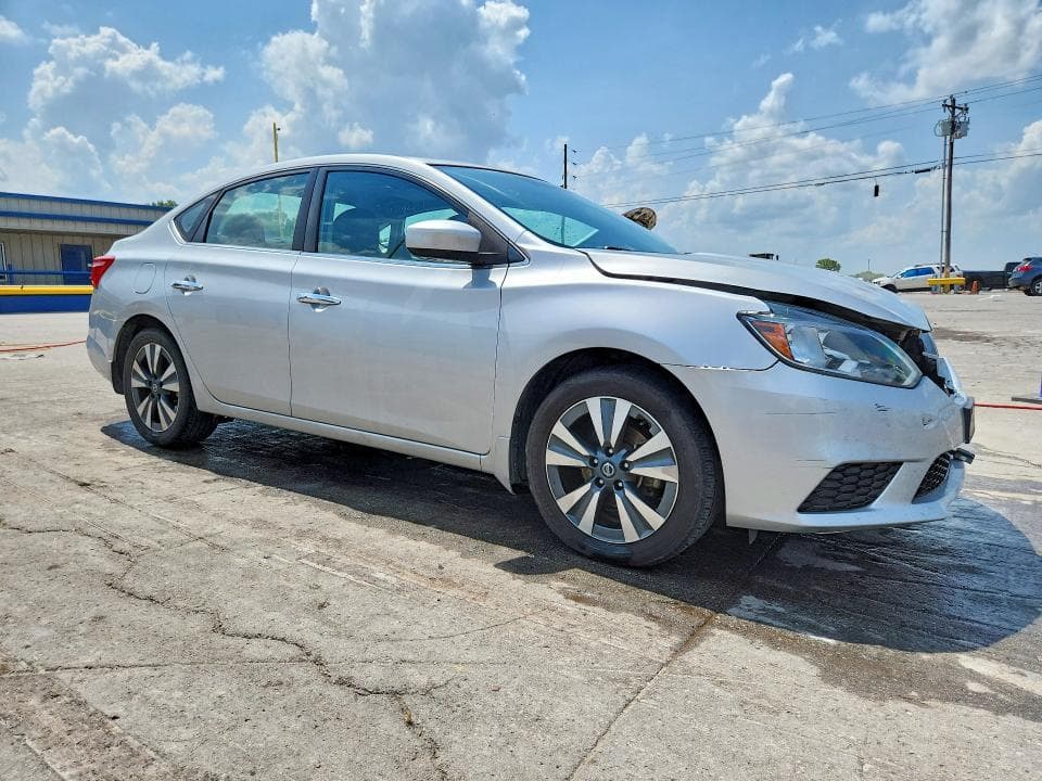 2019 NISSAN SENTRA SV 4