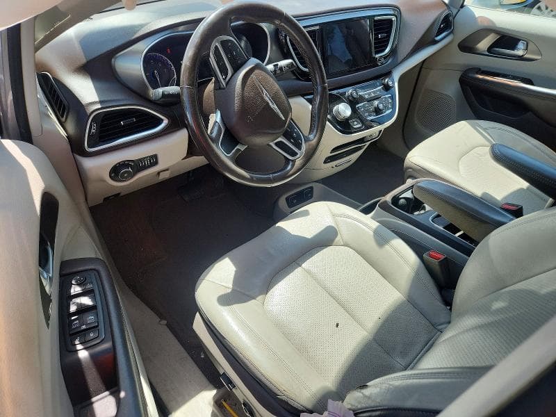 2017 CHRYSLER PACIFICA TOURING L PLUS 8