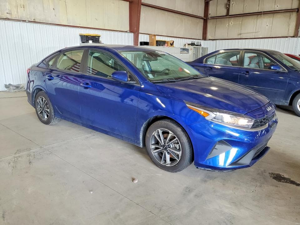 2023 KIA FORTE LXS 4