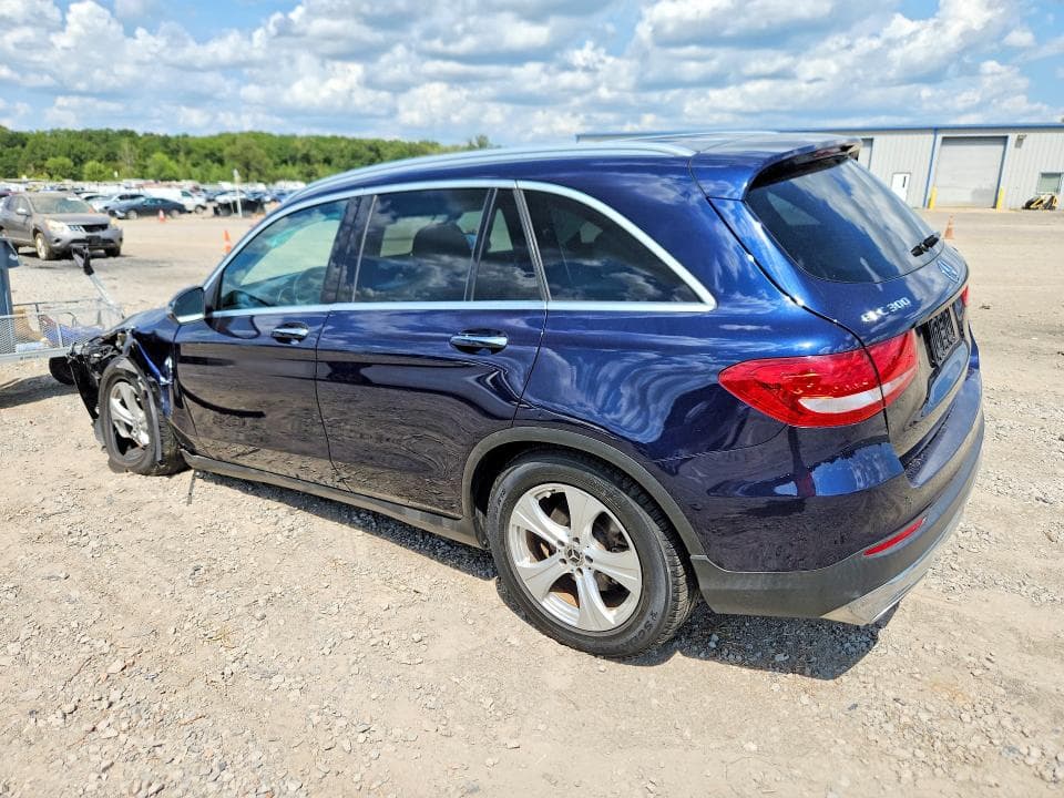 2017 MERCEDES-BENZ GLC 300 4MATIC 2