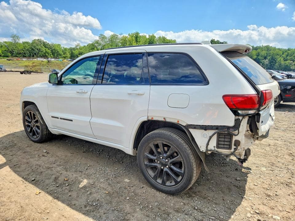 2019 JEEP GRAND CHEROKEE LAREDO 2
