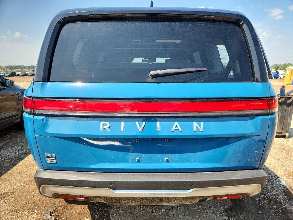 2026 RIVIAN R1S ADVENTURE 6