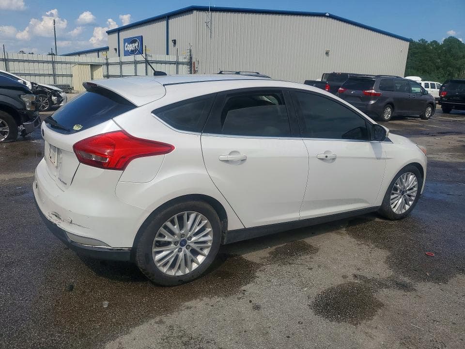 2017 FORD FOCUS TITANIUM 3