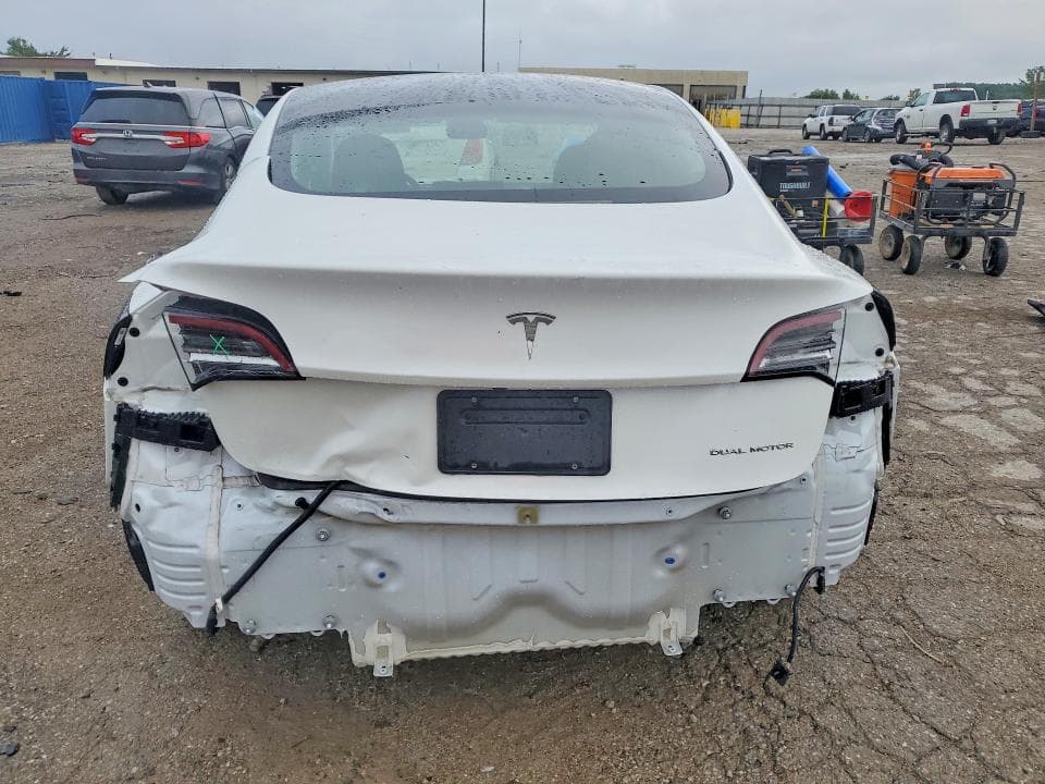 2022 TESLA MODEL 3 6