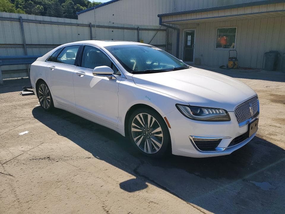 2017 LINCOLN MKZ RESERVE 4