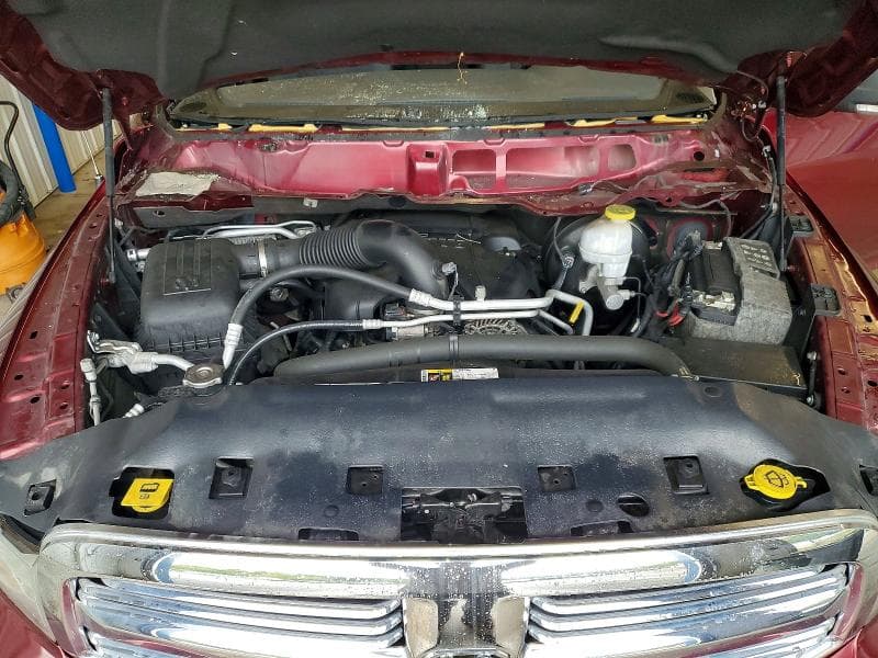 2019 RAM 1500 CLASSIC SLT 11