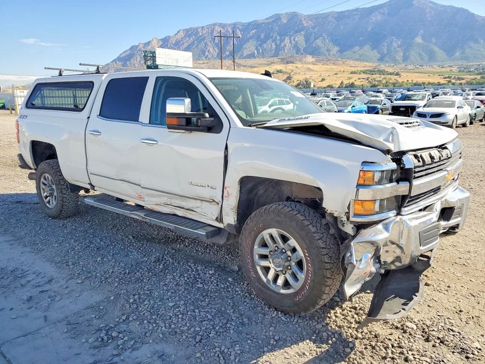 2017 CHEVROLET SILVERADO K2500 HEAVY DUTY LTZ 4