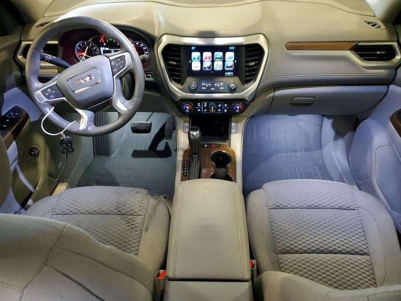 2017 GMC ACADIA SLE 8