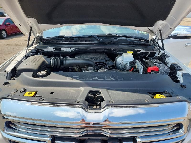 2019 RAM 1500 LARAMIE 11