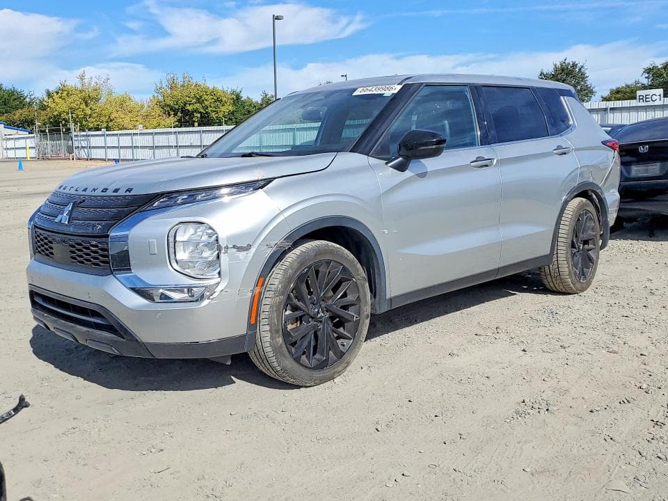2022 MITSUBISHI OUTLANDER SE - 1