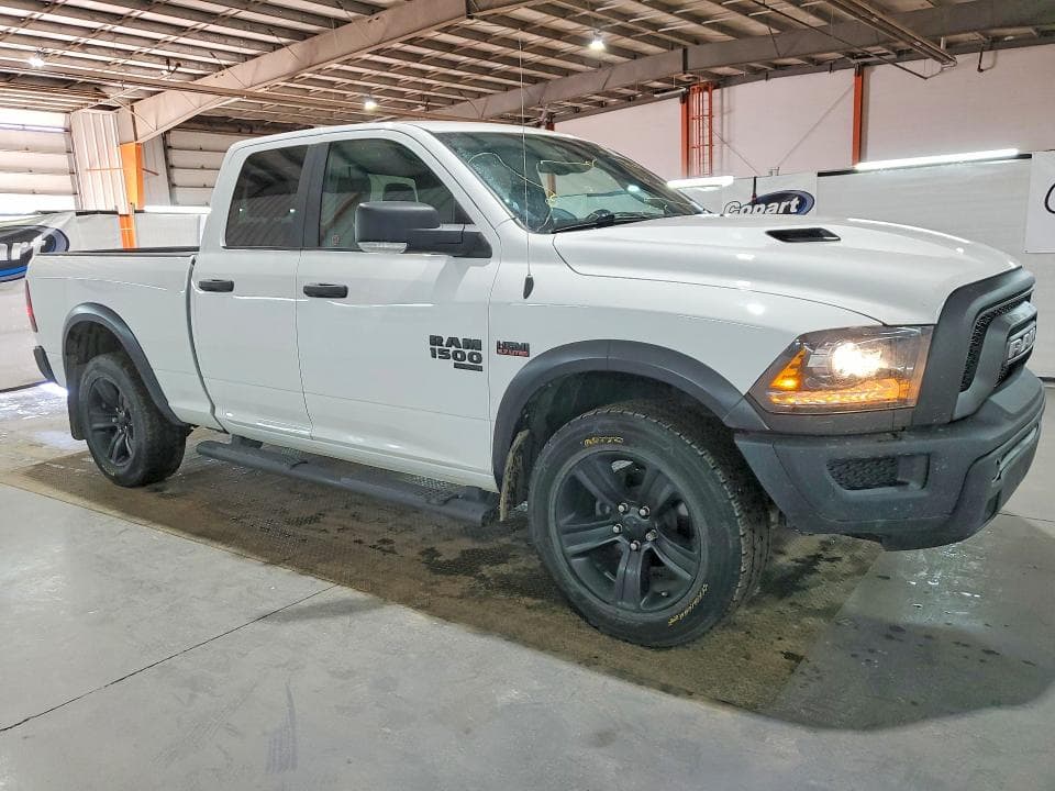 2022 RAM 1500 CLASSIC SLT 4