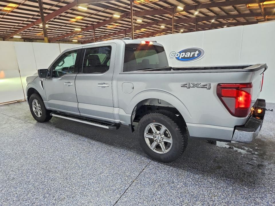 2025 FORD F150 XLT 2