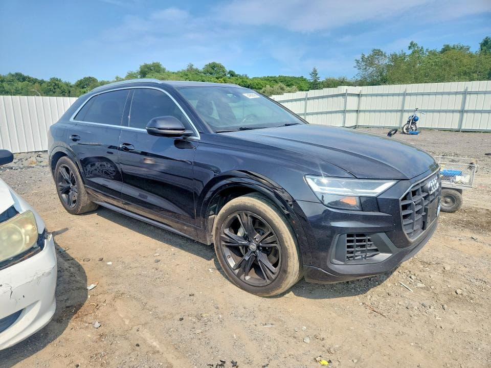 2019 AUDI Q8 PREMIUM 4