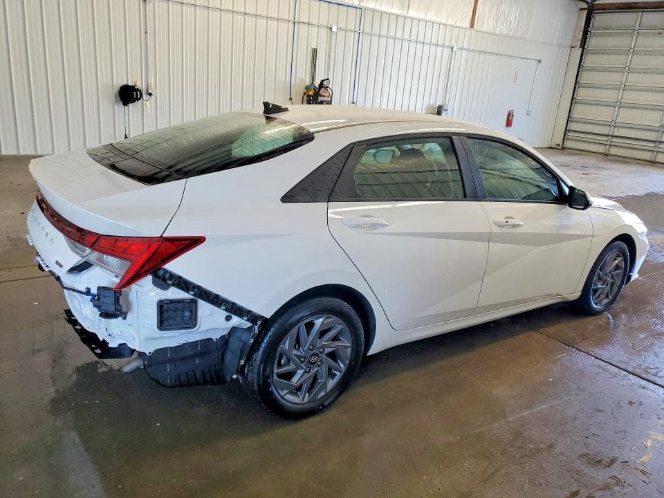 2026 HYUNDAI ELANTRA HYBRID BLUE 3