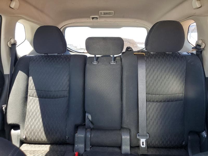 2017 NISSAN ROGUE SV 10