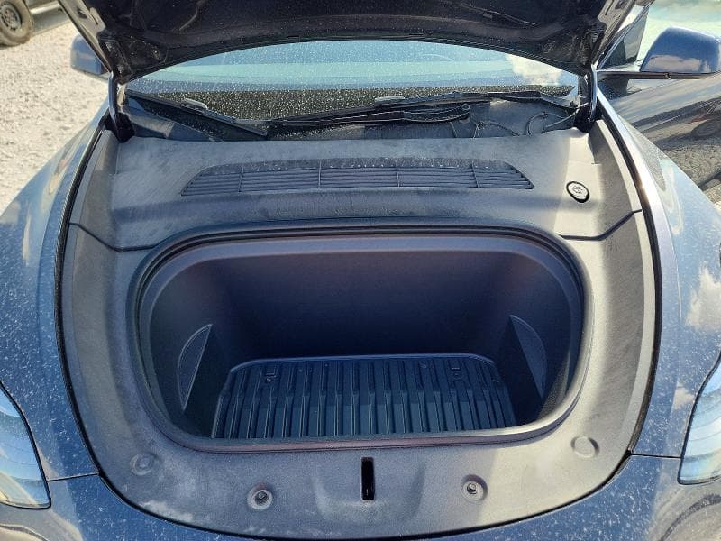 2024 TESLA MODEL Y 11