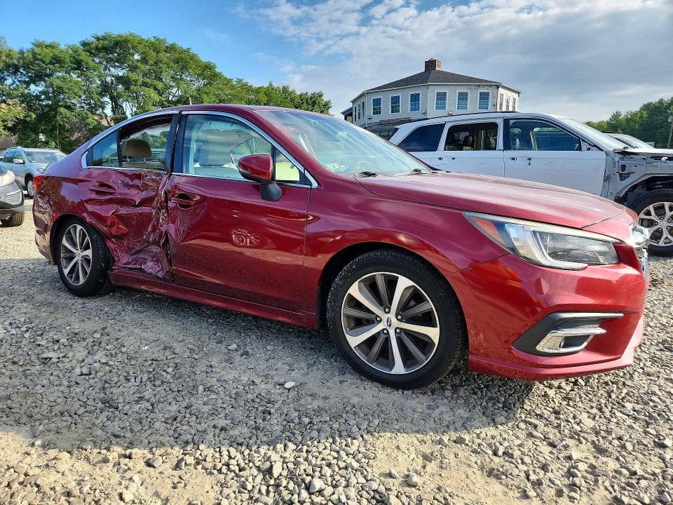 2018 SUBARU LEGACY 2.5I LIMITED 4