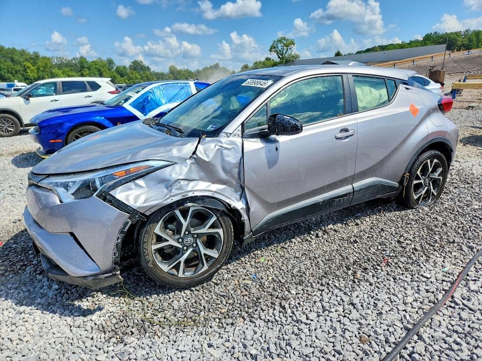 2019 TOYOTA C-HR XLE - 1