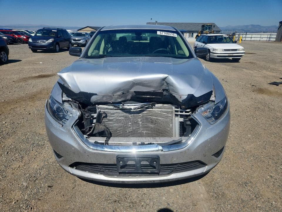 2019 FORD TAURUS SE 5