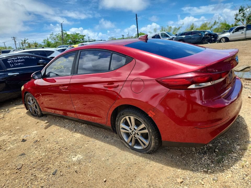 2017 HYUNDAI ELANTRA SE 2