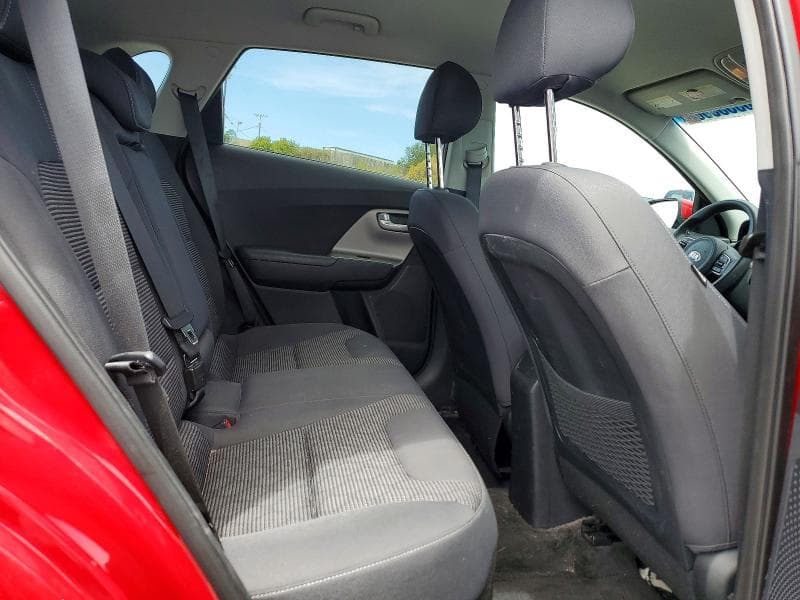2017 KIA NIRO LX 10