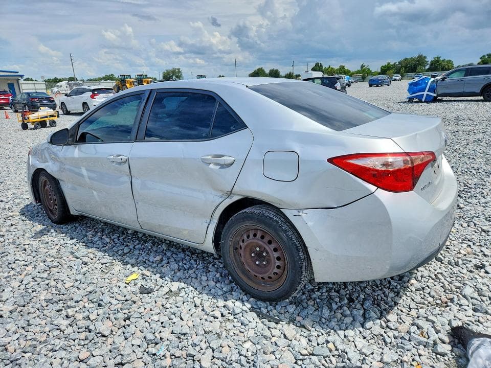 2017 TOYOTA COROLLA LE 2