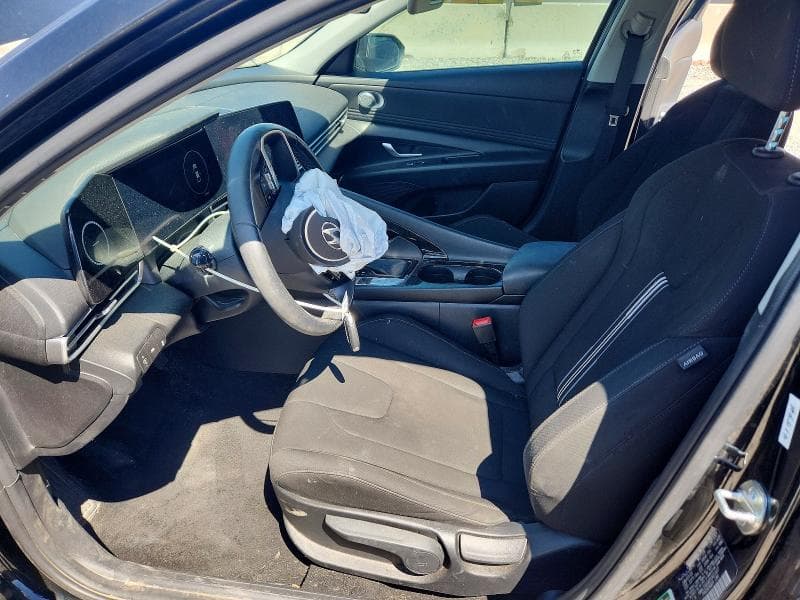 2023 HYUNDAI ELANTRA SEL 7