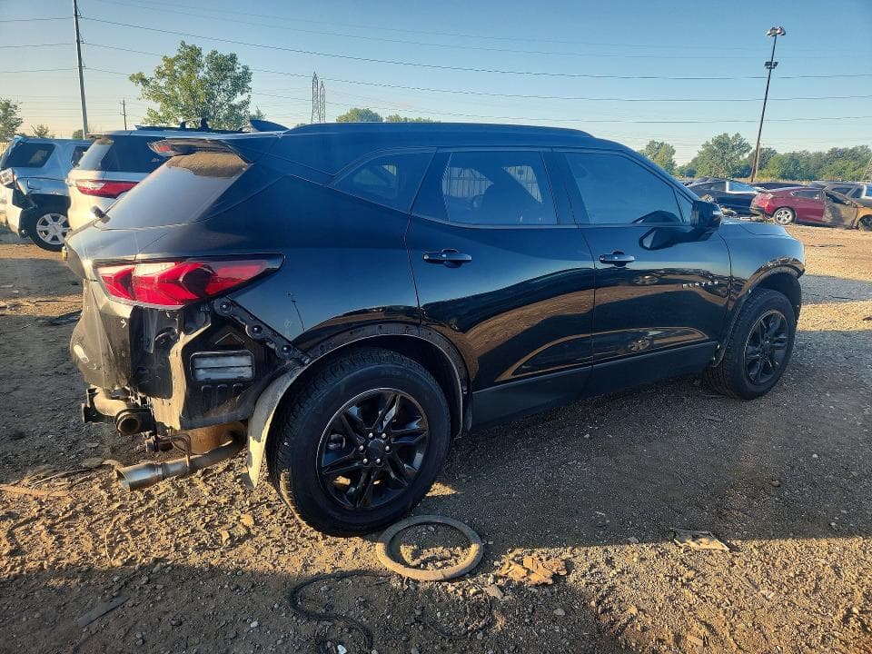 2021 CHEVROLET BLAZER 2LT 3